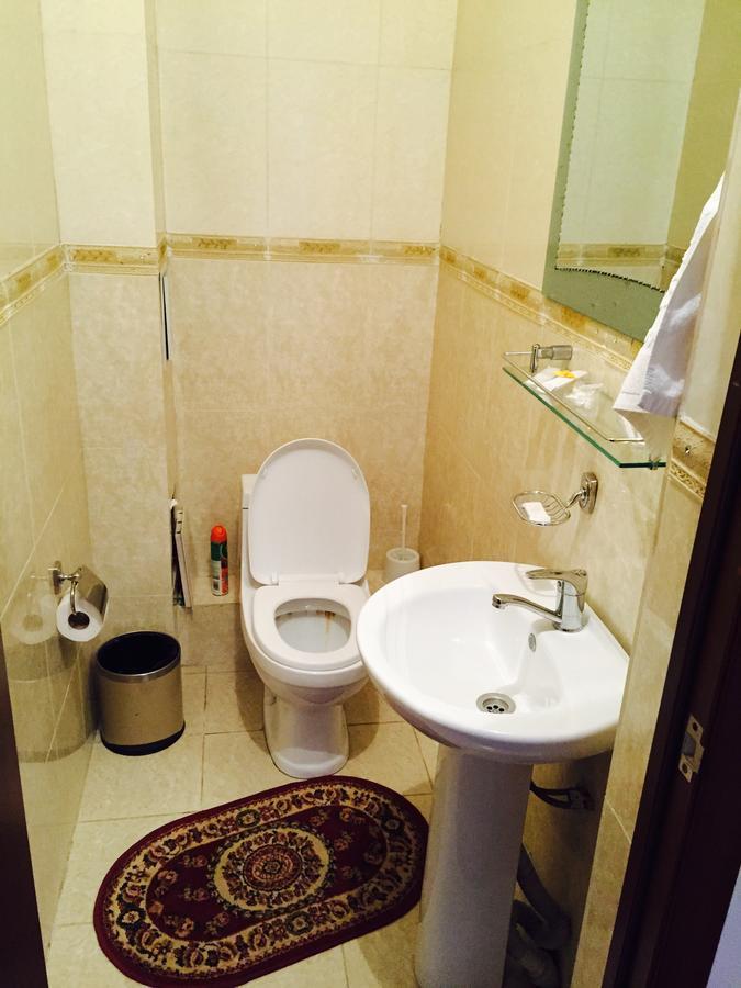 Hotel Ark Ms Тараз Екстериор снимка