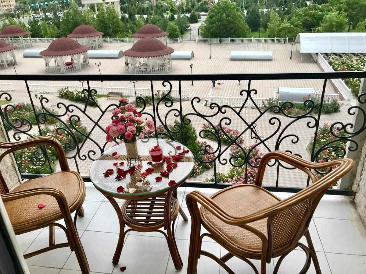 Hotel Ark Ms Тараз Екстериор снимка